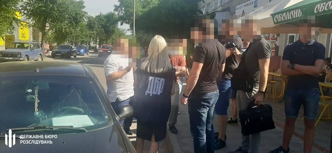 На Луганщине налоговик попался на взятке 30 тыс. грн, - ГБР 01