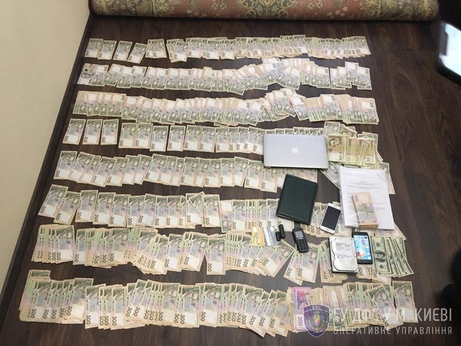 Налоговая милиция ликвидировала в Киеве конвертцентр с оборотом 240 млн грн 01 Налоговая милиция ликвидировала в Киеве конвертцентр с оборотом 240 млн грн 01
