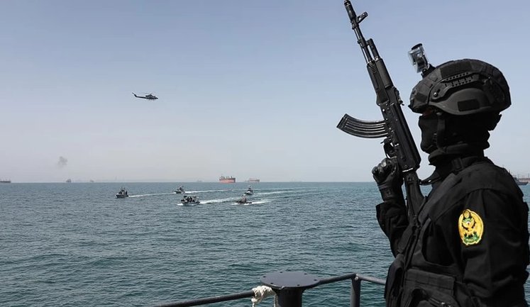 Військовий ескорт у Ормузькій протоці не гарантує повну безпеку суден: заява Міжнародної морської організації