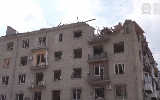 Війська РФ ударили КАБами по Краматорську: щонайменше 10 поранених, є руйнування. ВIДЕО