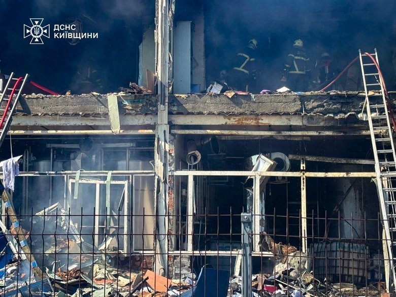 Наслідки удару РФ по Київщині 5 червня: 4 загиблих