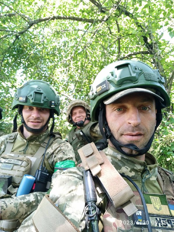 Піхотинець Ілля Сафановський: Бій був інтенсивним, наші хлопці не могли до нас дістатись. Росіяни по нас стріляли, хотіли добити 03