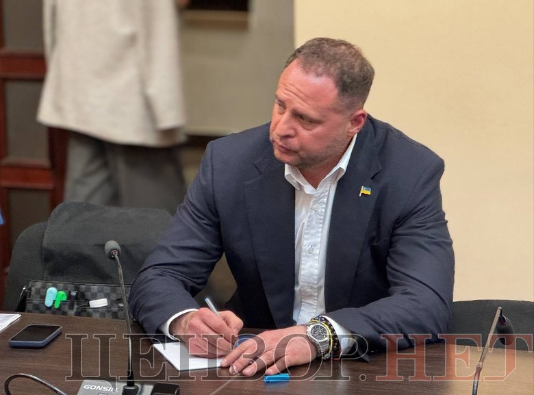 Суд обирає запобіжний захід Андрію Єрмаку