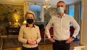 Столтенберг и фон дер Ляйен обсудили ситуацию вокруг Украины