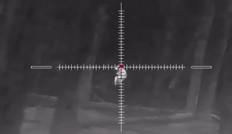 8th Separate Special Purpose Regiment operators eliminate three occupiers, seize their weapons: "Surrender, you bitches, f#ck!". VIDEO