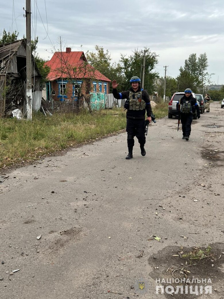 Проведено обстеження деокупованого села Уди на Харківщині, - Нацполіція 02