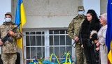 Меморіальну дошку Володимиру Дорошенку, який загинув на Донбасі в 2014 році, відкрили в Самборі. ФОТОрепортаж