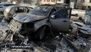 Взрыв автомобиля на Оболони квалифицирован как теракт: ранен военный, - прокуратура. ФОТО