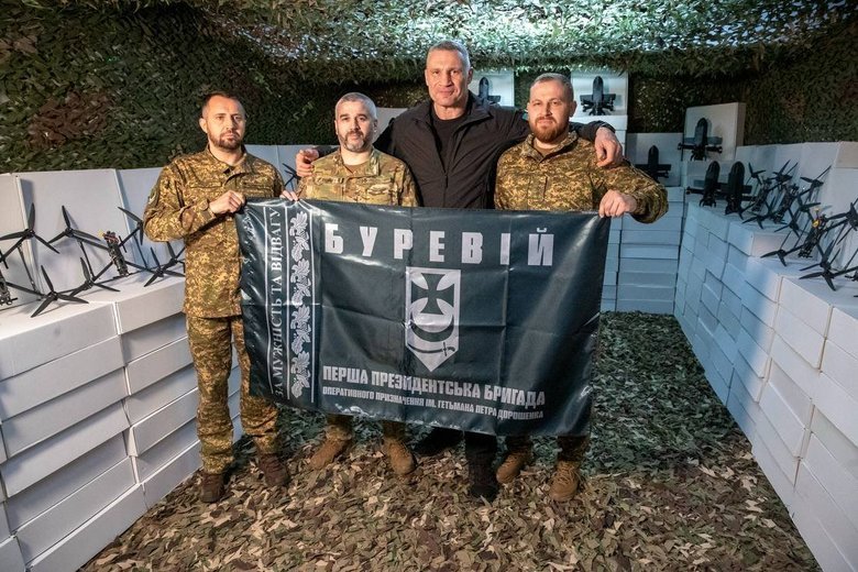 Київ передав 1100 дронів бригаді НГУ Буревій