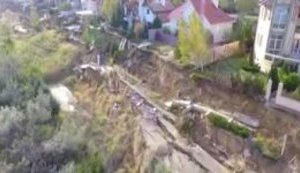 Landslides destroy several houses in Chornomorsk, put entire street at risk. drone VIDEO