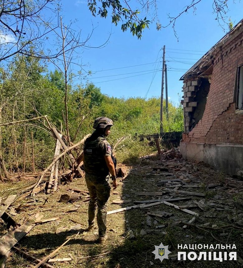 Наслідки ворожих обстрілів Донецької області 02