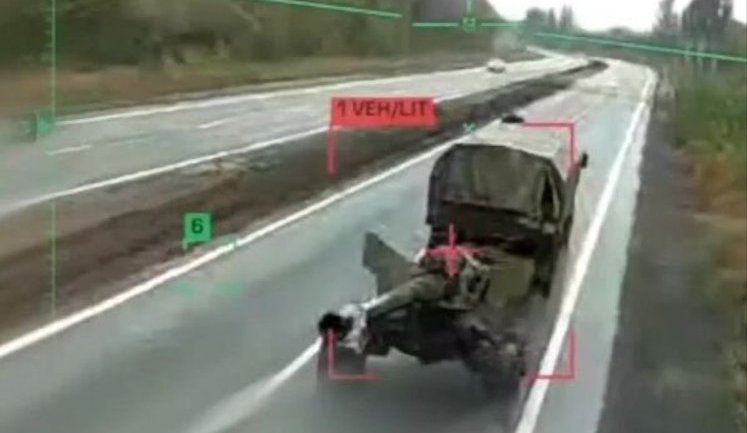 Пилоты пограничного подразделения "Фенікс" поразили танк, артиллерию и логистику рашистов. ВИДЕО