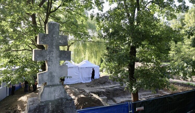 Украинско-польская экспедиция обнаружила около 40 тел в братских могилах во время эксгумаций во Львове. ФОТОРЕПОРТАЖ