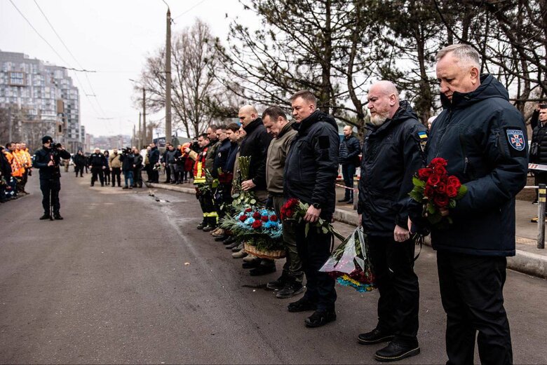 Кількість загиблих унаслідок ракетного обстрілу будинку в Дніпрі зросла до 45, - ОВА 03
