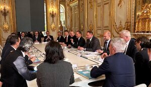 Першим кроком до сталого миру має стати повне та безумовне припинення вогню, - Умєров