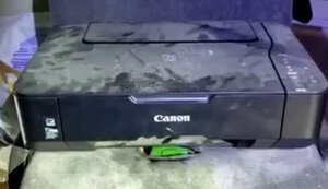 Mine under printer and other "surprises": servicemen showed SBU building in de-occupied Kherson. VIDEO