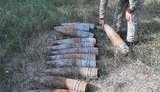Схованку з 16 артснарядами виявлено на Луганщині, - СБУ. ФОТО