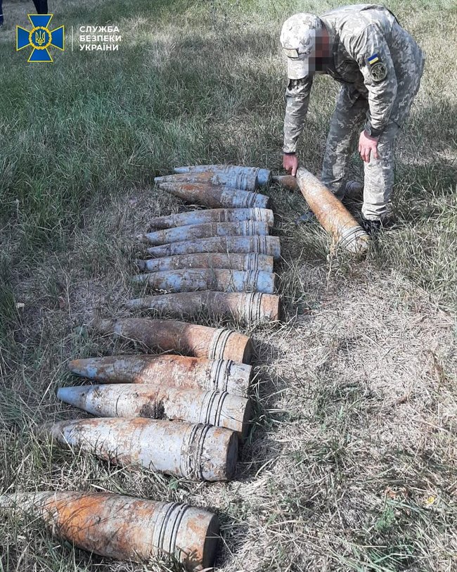 Схованку з 16 артснарядами виявлено на Луганщині, - СБУ 01