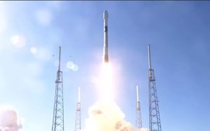 U.S. Space X Launches Falcon 9 Rocket With Ukrainian Sich Satellite. VIDEO