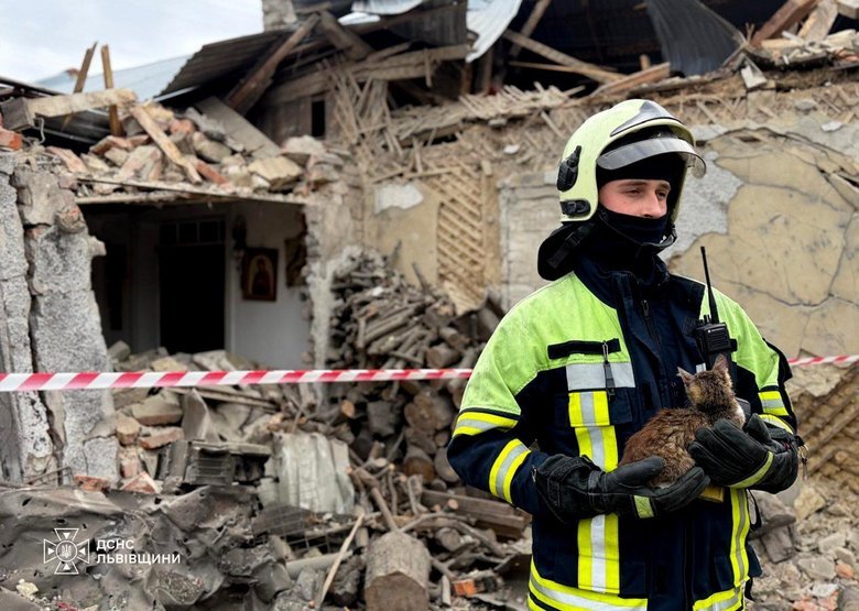 Russian drone crashes in Lviv region, injuring three people