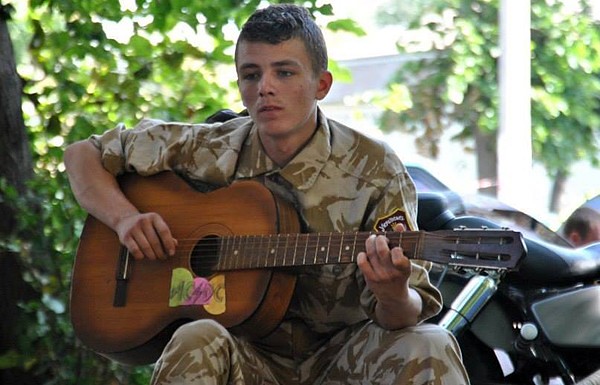 Офіцер запасу Людмила Дем’яник (Катруся Стріла): Я хотіла встигнути прикрити обличчя руками. Щоб коли мене ховатимуть, доця бачила, що це я. Щоб вона мене запам’ятала 03