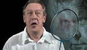 Путин на комбайне - мужику в кукурузе: Просто нынче за обедом, доедая эскалоп, мы подумали с Медведом, замутить еще чего б. + ВИДЕО.