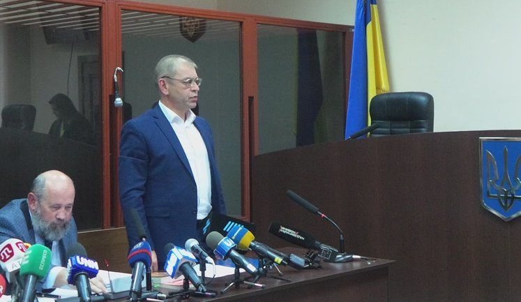 Court arrests former MP Pashynskyi for two months. VIDEO