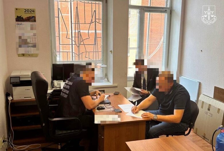 28 осіб заволоділи понад 1,5 млрд грн, виділеними на потреби оборони