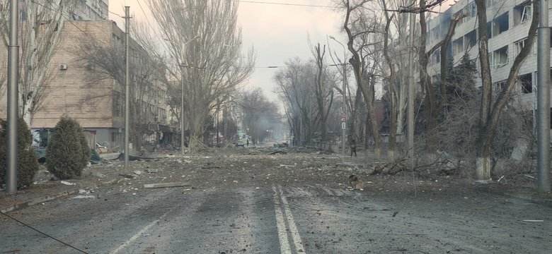 Маріуполь після ворожих обстрілів: Сподіваємося, ці фото стануть доказовою базою в Гаазькому трибуналі! 05 Маріуполь після ворожих обстрілів: Сподіваємося, ці фото стануть доказовою базою в Гаазькому трибуналі! 05