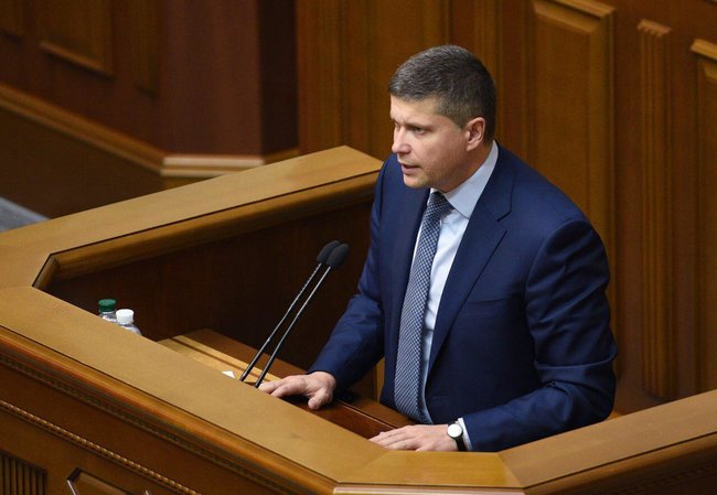 Чому депутати хочуть визнати незаконною приватизацію Укррудпрому олігархами 01