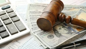 податкові/спори