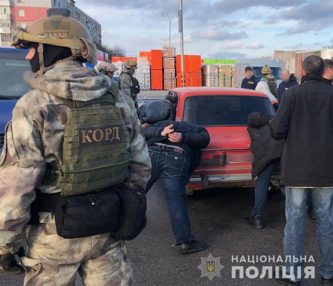 Банду рекетирів затримано в Кропивницькому, - Нацполіція 02