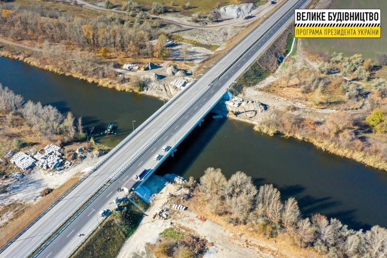 На новой трассе Днепр-Решетиловка возведут около 80 искусственных сооружений 03