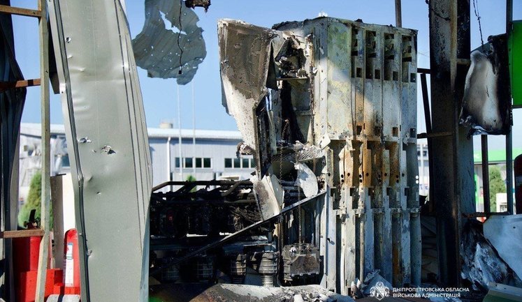 Росія знищила та пошкодила близько 300 АЗС в Україні за останні пів року, – Шмигаль