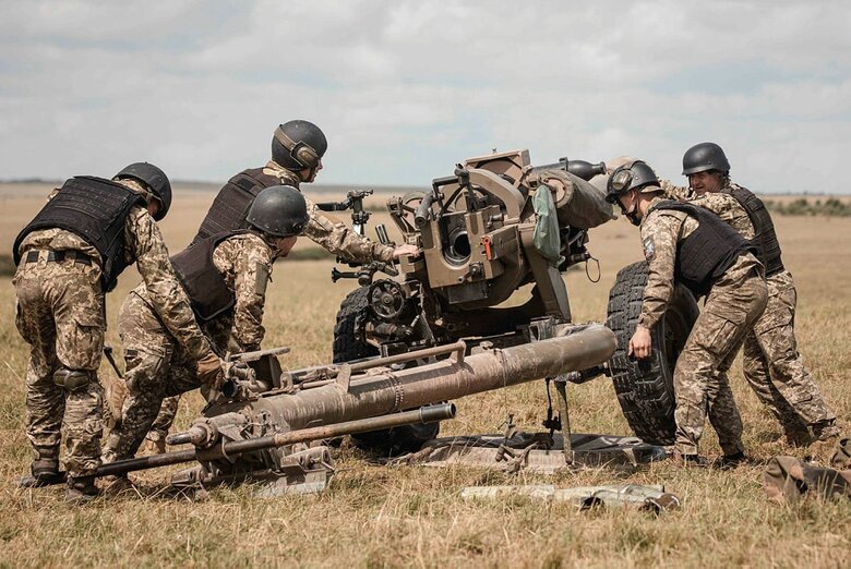 Понад 1000 інструкторів з Британії та Нової Зеландії продовжують навчати артилеристів ЗСУ 02 Понад 1000 інструкторів з Британії та Нової Зеландії продовжують навчати артилеристів ЗСУ 02