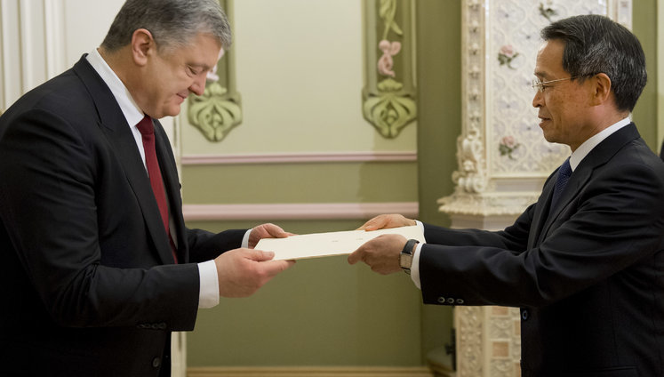 Порошенко прийняв вірчі грамоти у послів Пакистану, Туреччини та Японії. ФОТОрепортаж