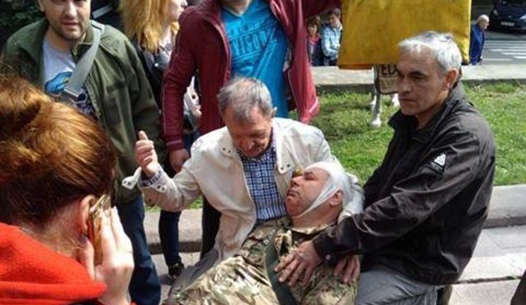 Dnipro police free 'titushkas' detained on charges of May 9 beatings, - mayor Filatov