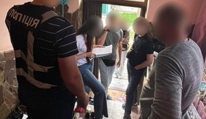 Отец заставил дочь заключить фиктивный брак, чтобы военнообязанный мужчина получил отсрочку. ФОТОрепортаж