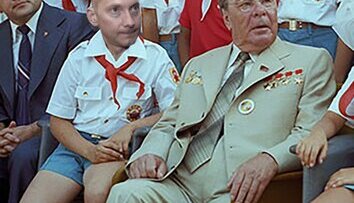Великие писатели. Связь поколений.