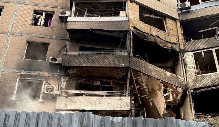 Массированная атака РФ на Одессу: под завалами нашли тело мужчины