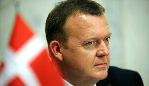 Danish Foreign Minister Rasmussen arrived in Ukraine. In middle of night, he had to go down to shelter. VIDEO&PHOTOS