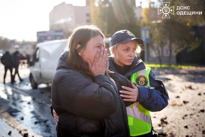 Наслідки удару по ринку в Чорноморську 14 листопада