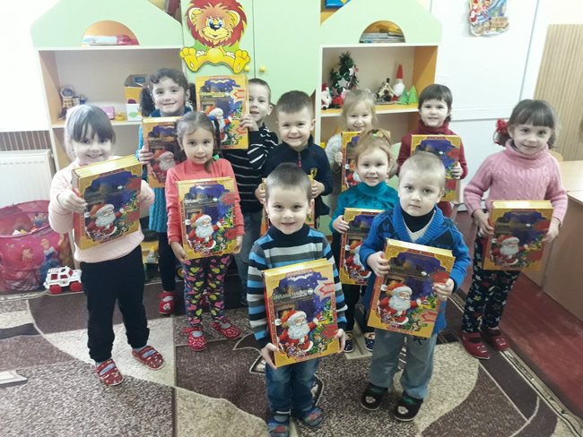 Укрлендфармінг Бахматюка подарував дітям пайовиків свято 01