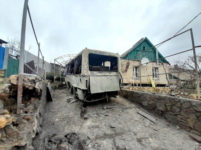 Наслідки ворожих обстрілів Херсонщини 01