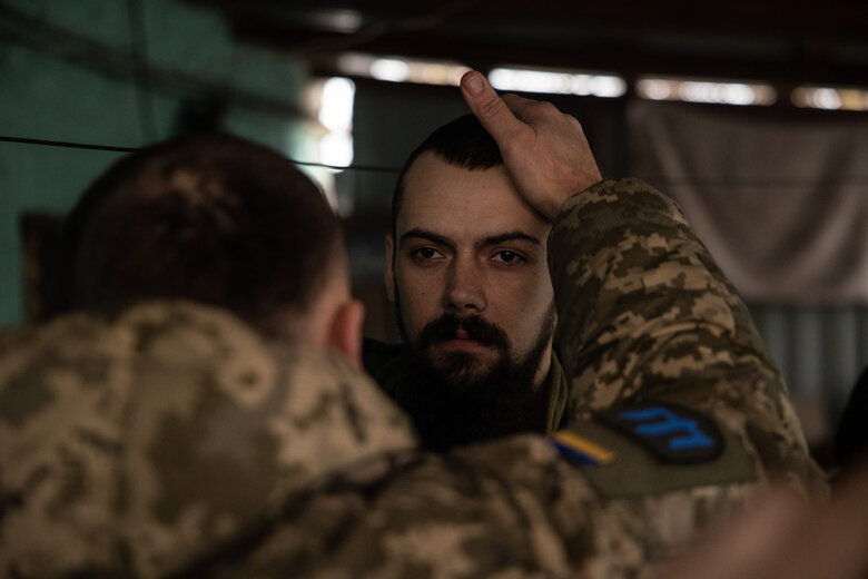 Украинские воины отмечают Рождество на Бахмутском направлении 03