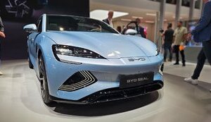 Китайський автовиробник BYD вийшов на рівень продажів Honda і Ford
