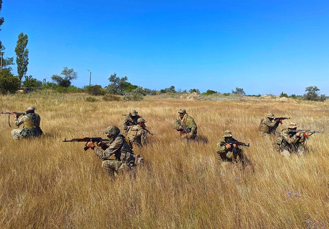 Морпіхи відпрацювали дії при потраплянні в засідку 02