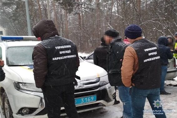 Организатор и участники нарковечеринок задержаны в Киеве, - Нацполиция 02
