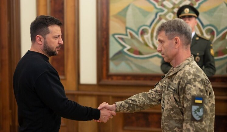 Зеленський вручив генеральські погони військовим і правоохоронцям. ФОТОрепортаж