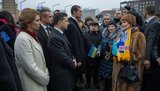 "Возвращайтесь в Украину, поднимайте производство!" - Зеленский на встрече с диаспорой в Эстонии